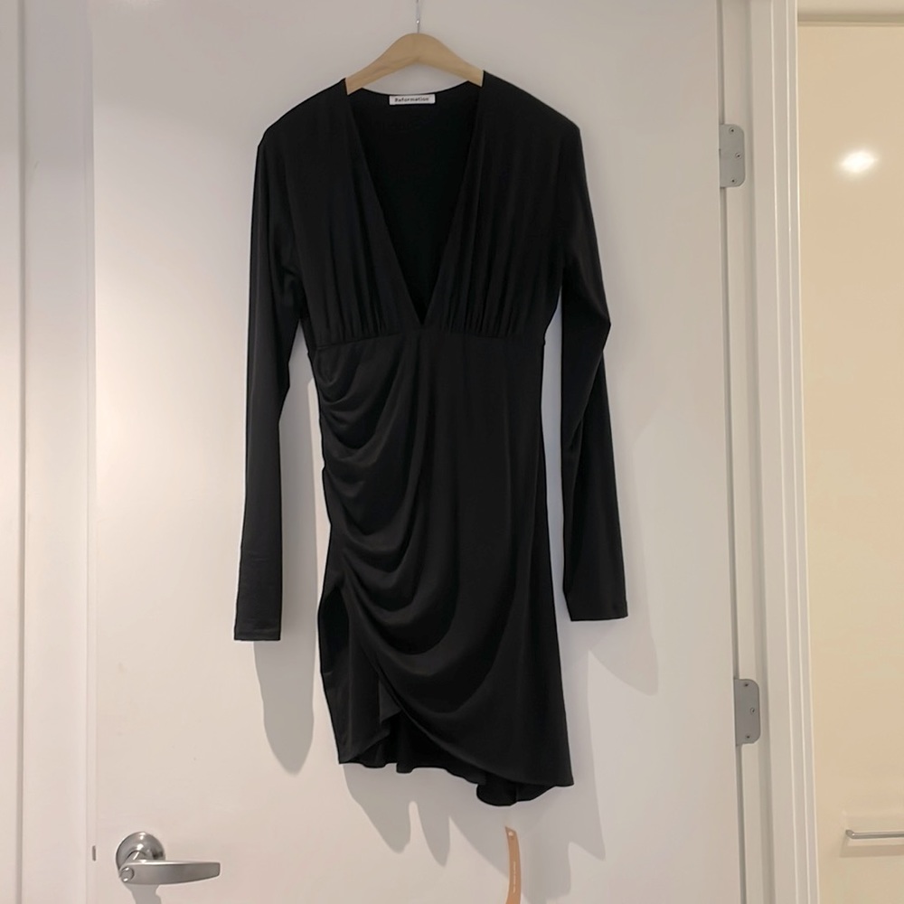 New with tags - beautiful Reformation black dress in Large